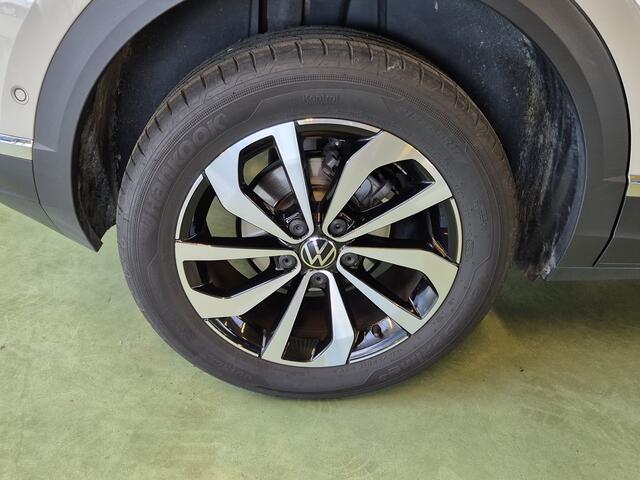 Volkswagen T-Roc 1.5 TSI Style -150pk- Automaat | Navi | Camera | IQ LED | Digi Cockpit Pro | Rijklaarprijs incl. 1 jaar Bovag garantie