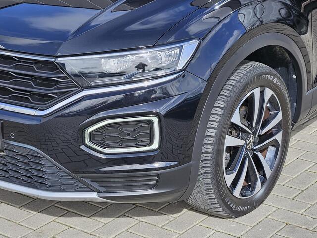 Volkswagen T-Roc 1.5 TSI United Automaat Carplay Camera Stoelvw