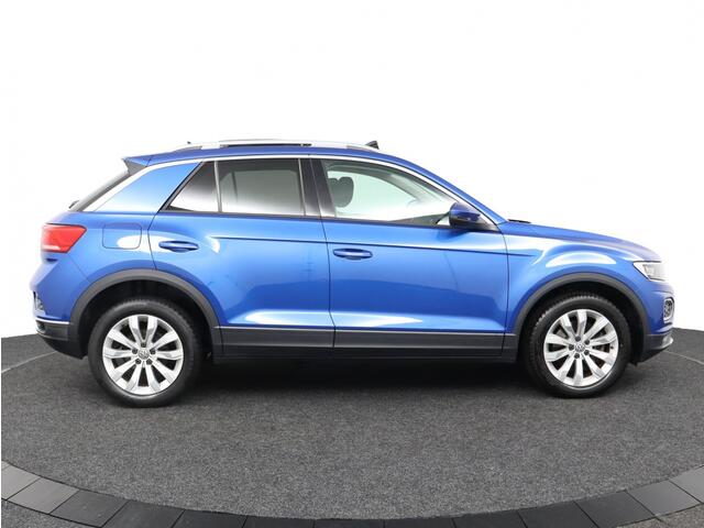 Volkswagen T-Roc 1.0 TSI Style - Panoramadak - Eletrische kofferklep