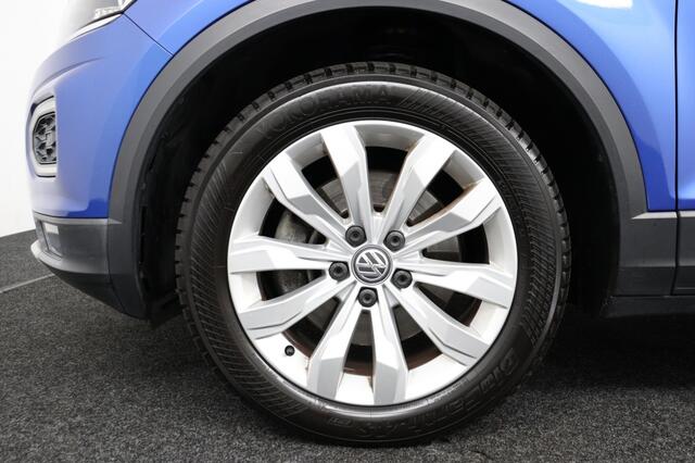 Volkswagen T-Roc 1.0 TSI Style - Panoramadak - Eletrische kofferklep