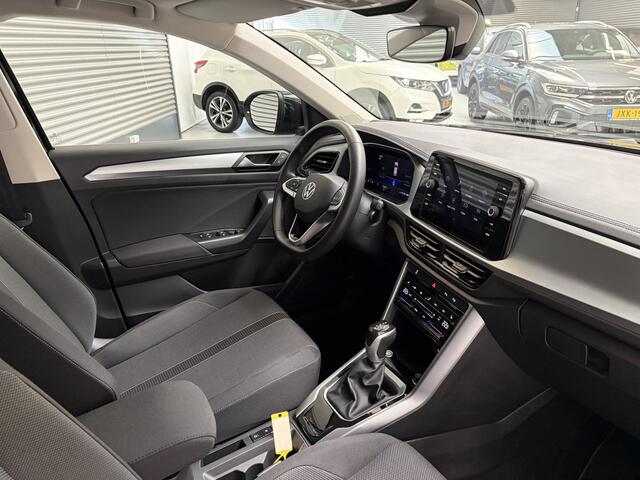 Volkswagen T-Roc 1.5 TSI/PDC V+A/CAM/KEY-LESS/17 INCH/STOEL STUUR VERW/ENZ