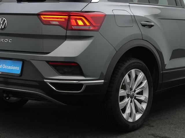 Volkswagen T-Roc 1.0 TSI 110 pk Comfort | Trekhaak | Achteruitrijcamera | Adaptive Cruise | Navigatie