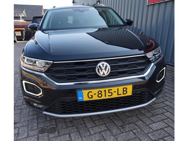 Volkswagen T-Roc 1.5 TSI Style Business Nav.Cruise.Pano.Clima.Pdc.19"Velgen