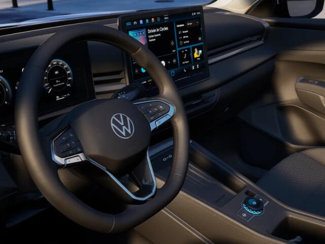 Volkswagen T-Roc Life First Edition 1.5 eTSI 116 PK 7 versn. DSG · Achteruitrijcamera · Draadloze telefoonlader · Comfort Pakket · Trekhaak