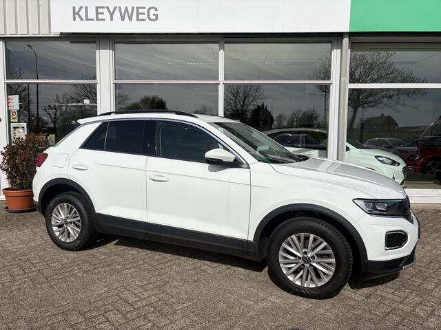 Volkswagen T-Roc 1.0 TSI Style, Carplay, Camera, Led, All season
