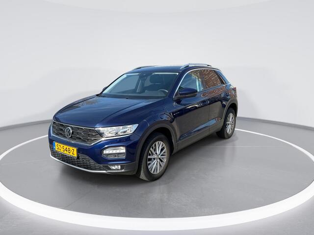 Volkswagen T-Roc 1.0 TSI 116pk Style · Elektrische achterklep · Camera · Apple/Android Car Play · Navigatie · Info Active Display ·