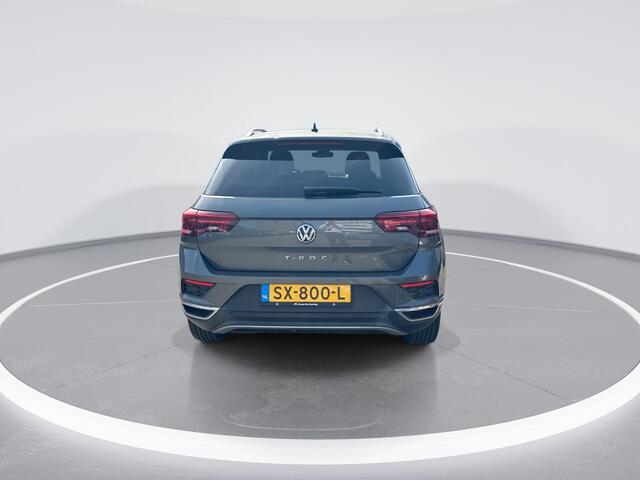 Volkswagen T-Roc 1.5 TSI 150pk DSG Sport · Trekhaak · Camera · Apple/Android Car Play · Dodehoeksensor · Elektrische kofferbakklep ·