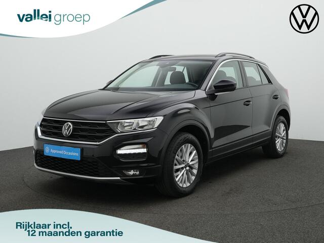 Volkswagen T-Roc 1.0 TSI 110 pk Style | Trekhaak | Navigatie | Adaptive Cruise | Parkeersensoren voor/achter