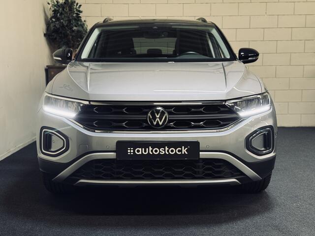 Volkswagen T-Roc 1.0 TSI Life | Camera | CarPlay | Stoelverw.