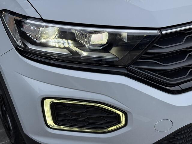Volkswagen T-Roc 1.5 TSI Sport,Trekh,Navi,Carpl,Led,Cam,Cruise