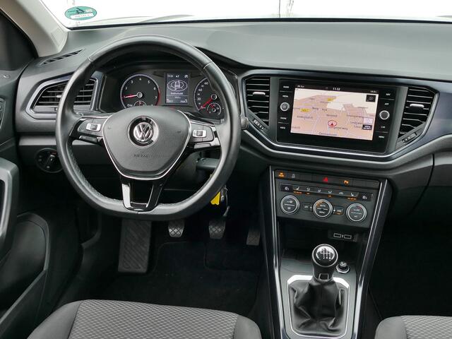 Volkswagen T-Roc 1.0 TSI Style | stoelverwarming | Apple Carplay/Android auto | all-season-banden | navigatie
