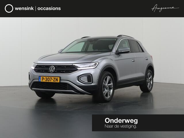 Volkswagen T-Roc 1.5 TSI Life | Navigatie | Apple CarPlay/Android Auto | Virtual Cockpit | DAB | Airconditioning | Adaptieve Cruise Control |