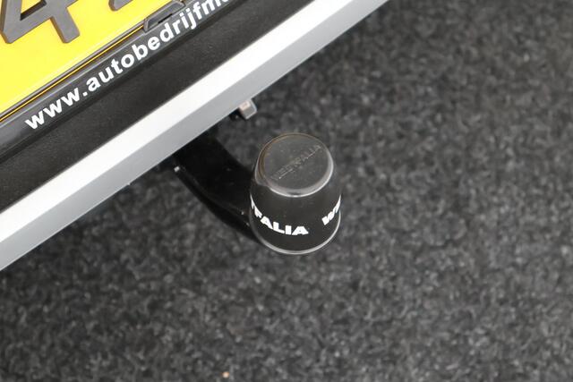 Volkswagen T-Roc 1.5 TSI 150pk Style Trekhaak Camera Led Keyless Stoelverwarming Virtual Cockpit App-Connect