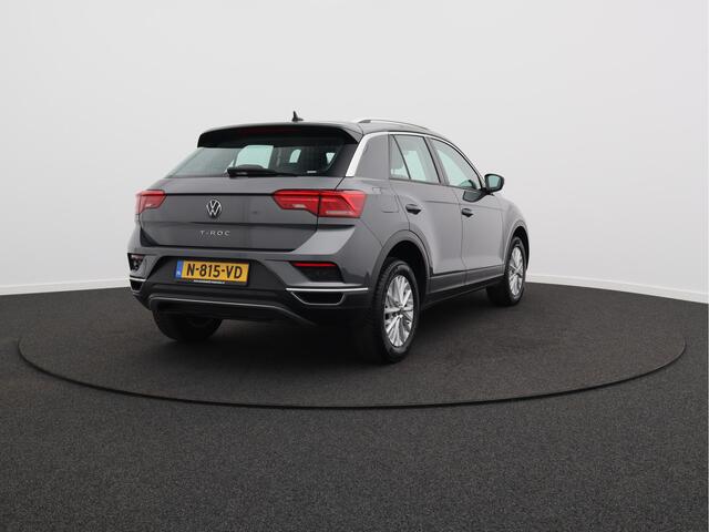 Volkswagen T-Roc 1.0 TSI Style/ lage km/ zeer mooi!