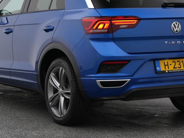Volkswagen T-Roc 1.5 TSI Sport Business R | CAMERA | CARPLAY | ADAPTIVE | STOELVERW.