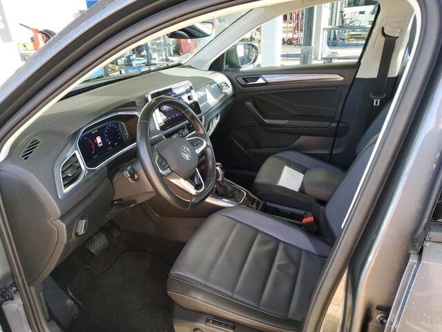 Volkswagen T-Roc 1.5 TSI Panodak | Vol Leer | Facelift | Virtual | Memory | Achteruitrijcamera | Carplay/Android | DCC |