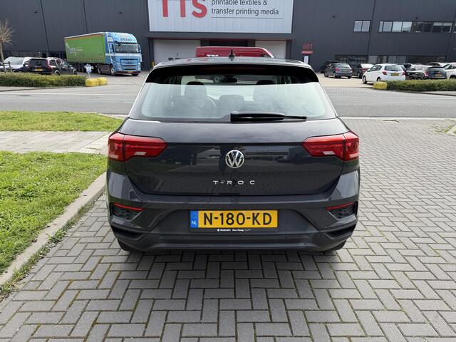 Volkswagen T-Roc 1.0 TSI Style Carplay, Stoelverwarming