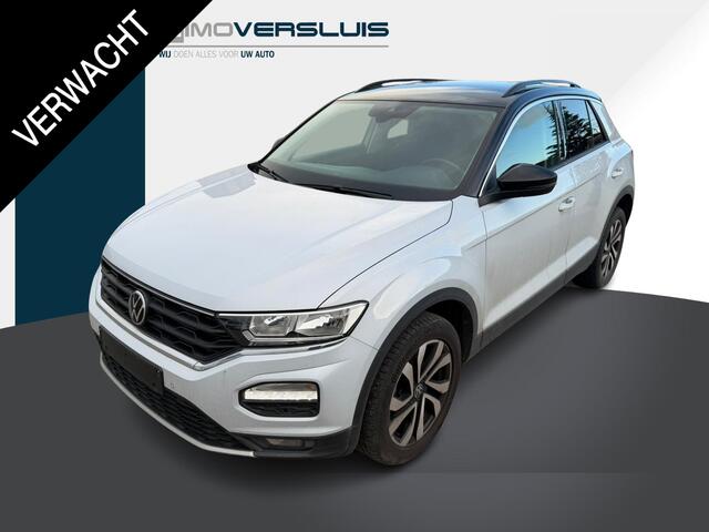 Volkswagen T-Roc 1.5 TSI Style Carplay Navigatie | Adaptieve Cruise | Trekhaak | 12 mnd BOVAG garantie | Whatsapp 06-53188999