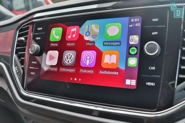 Volkswagen T-Roc 1.5 TSI Style Carplay Navigatie | Adaptieve Cruise | Trekhaak | 12 mnd BOVAG garantie | Whatsapp 06-53188999
