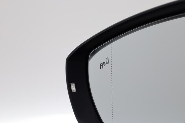 Volkswagen T-Roc 1.5 TSI Sport DSG | Digi. Cockpit | Apple CarPlay | Adapt. Cruise | Beats Audio | Dodehoekdet.| PDC V+A