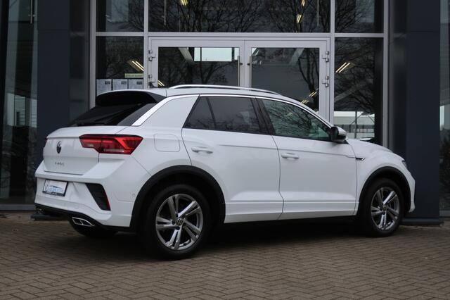 Volkswagen T-Roc 1.5 TSI 150PK R-LINE, Apple Carplay/ Android Auto, All Season Banden, etc.