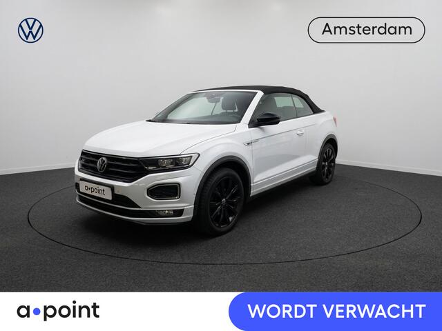 Volkswagen T-Roc 1.5 TSI R-Line 150 pk Automaat (DSG) | Navigatie | Parkeersensoren (Park assist) | Achteruitrijcamera | Windscherm | Stoel/stuur verwarming | Black Style pakket | R-Line |