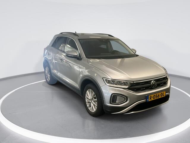 Volkswagen T-Roc 1.0 TSI 110pk Life · Camera · Apple/Android Car Play · P-Sensoren · Airco · Navigatie · 16'' Inch ·