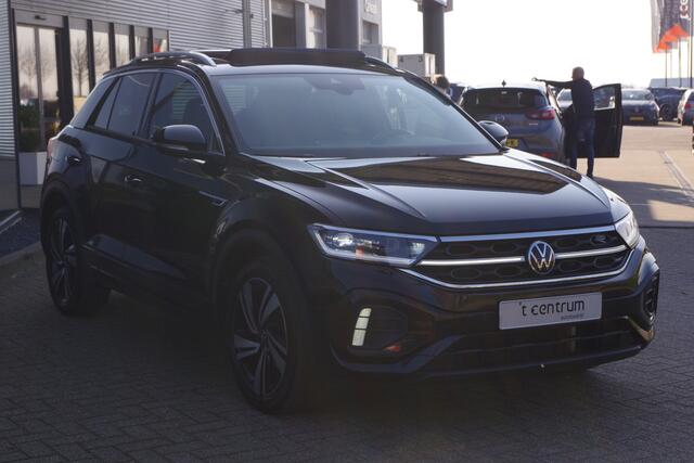 Volkswagen T-Roc 1.5 TSI R-Line Automaat Business+, Panoramadak, Leder, Carplay, Camera,