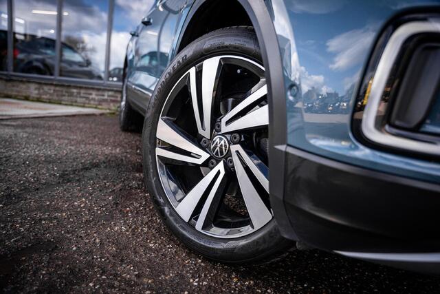 Volkswagen T-Roc 1.5 TSI 150pk Style 75-Edition|Trekhaak|Beats-audio|Elek-a.klep|Winterpack|iQ-light|Camera