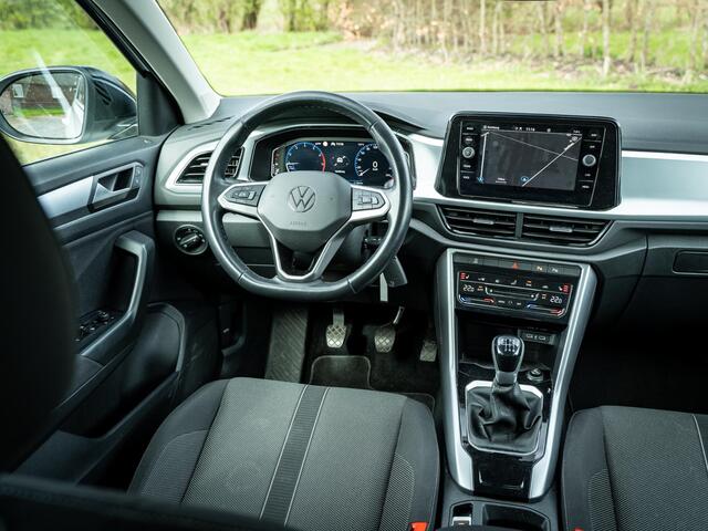 Volkswagen T-Roc 1.0 TSI // Life // ACC // Carplay // Winterpakket