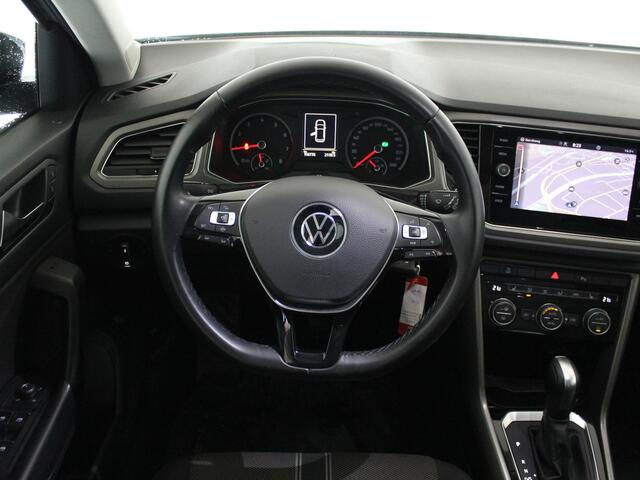 Volkswagen T-Roc 1.5 TSI Style Business | Schuif/kanteldak | Camera | Adaptive Cruise Control |