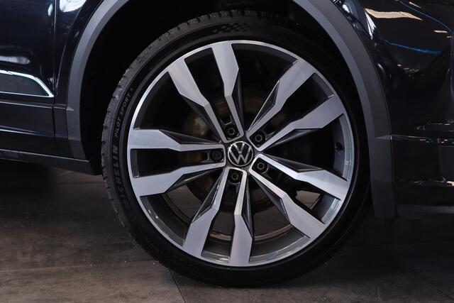 Volkswagen T-Roc 1.5 TSI Sport Panorama dak Stuurwielverwarming