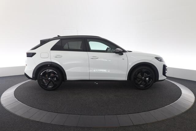 Volkswagen T-Roc 1.5 eTsi R-Line First Edition