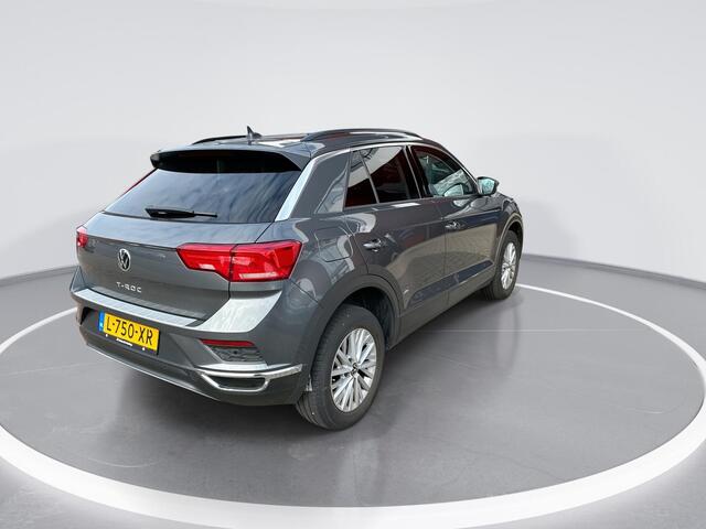 Volkswagen T-Roc 1.0 TSI 110pk Style · Camera · ACC · Apple/Android Car Play · Navigatie · Verkeersbord Detectie · Elek. Inklapbare Spiegels ·