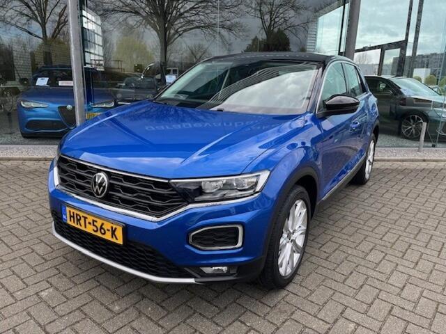 Volkswagen T-Roc 1.5 TSI SPORT AUTOMAAT VITUAL CARPLAY AD CRUISE