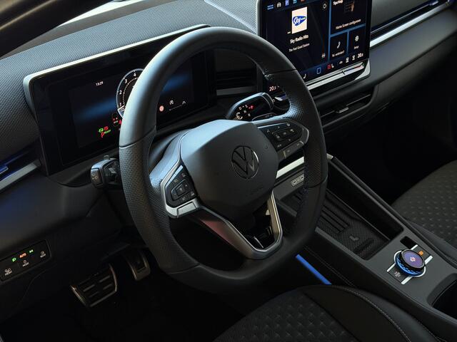 Volkswagen T-Roc 1.5 eTsi 150PK R-LINE EDITION VW.TREKHAAK BLACK STYLE IQ LED/GRIL/LOGO STOEL/STUUR.VERW 2026