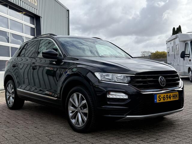 Volkswagen T-Roc 1.5 TSI Sport Business R | AUTOMAAT | TREKHAAK | CAMERA | PANO | NAVI |