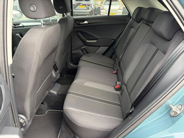 Volkswagen T-Roc 1.5 TSI DSG Life Edition Automaat | Keyless | PDC |