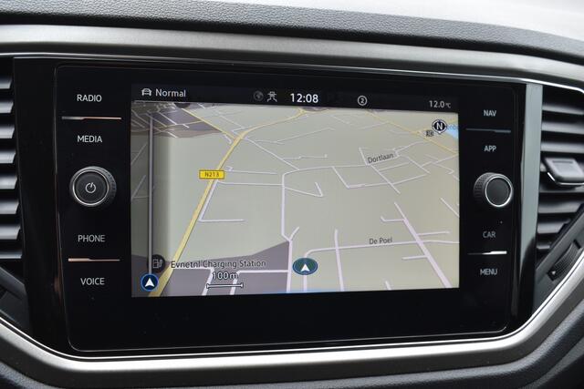 Volkswagen T-Roc 1.5 TSI Automaat Navi parkeer-camera