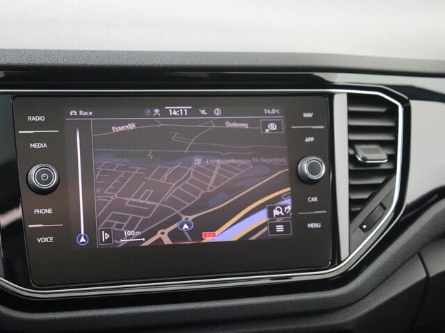 Volkswagen T-Roc 2.0 TSI 4Motion R | AKRAPOVIC | BEATS Audio | Panorama dak | Nappa leder | Navigatie | Camera | Afnb. Trekhaak