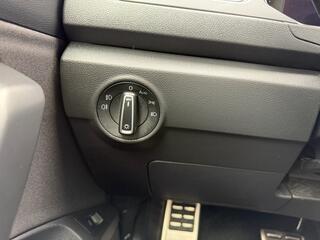 volkswagen-t-roc-1.5-tsi-sport-trek