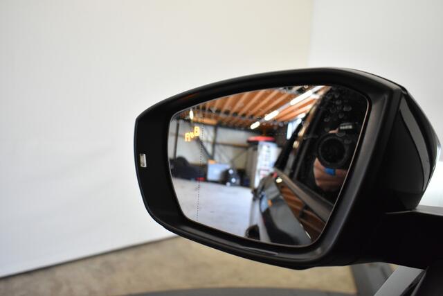 Volkswagen T-Roc 2.0 TSI 4Motion Sport Pano Vol Leder PDC Stuur + Stoel Ver Dhoek Det