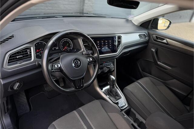 Volkswagen T-Roc 1.5 TSI 150PK DSG-7 | Trekhaak | Camera | Stoelverwarming | Carplay