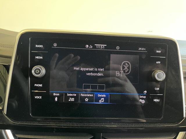 Volkswagen T-Roc 1.5 TSI 150pk DSG R-Line | Camera | Navigatie /Apple Carplay/Android Auto | Climate Control | Electrische kofferbak | Led | Dab | Adaptive Cruise Control