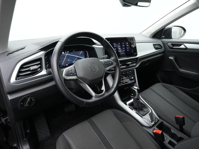 Volkswagen T-Roc 1.5 TSI 150 pk DSG Life | Navigatie | Adaptive Cruise | Parkeersensoren voor/achter | Carplay | 2-zone Climatronic