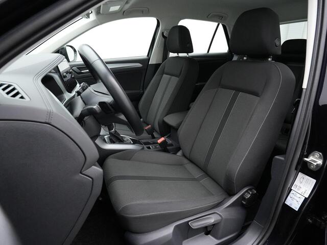 Volkswagen T-Roc 1.5 TSI 150 pk DSG Life | Navigatie | Adaptive Cruise | Parkeersensoren voor/achter | Carplay | 2-zone Climatronic