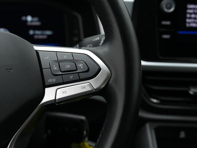 Volkswagen T-Roc 1.5 TSI 150 pk DSG Life | Navigatie | Adaptive Cruise | Parkeersensoren voor/achter | Carplay | 2-zone Climatronic