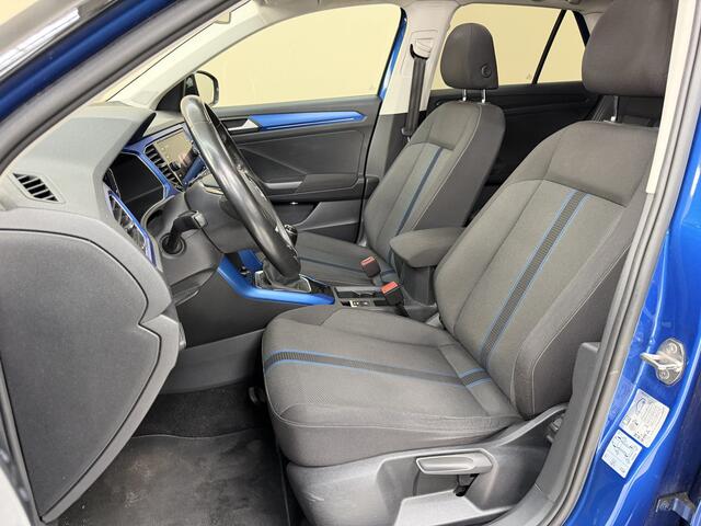 Volkswagen T-Roc 1.0 TSI Style, 115Pk, 2018, Panoramadak, 1ste eigenaar, Digital dashboard, Climate control, Parkeersensoren, LED koplampen,