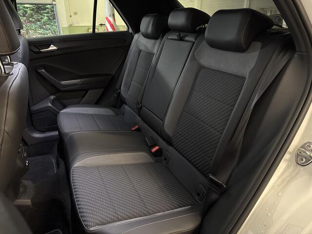 Volkswagen T-Roc 1.5 TSI 150PK DSG R SPORT VIRTUAL/NAVI/CAMERA/VELOURS