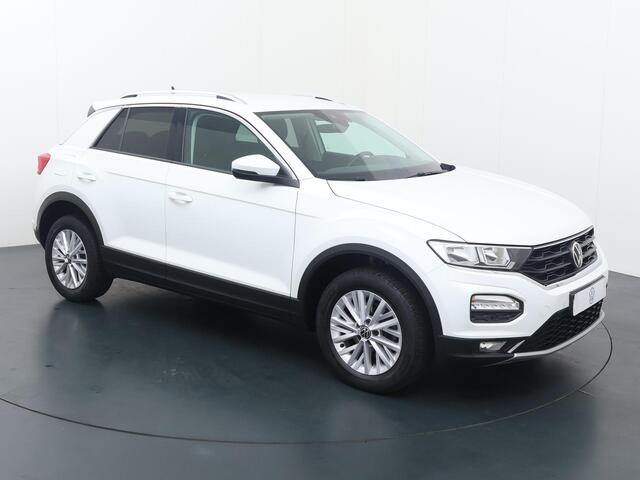 Volkswagen T-Roc 1.0 TSI Style | 110 PK | Climate control | Parkeersensoren | Adaptive cruise control |